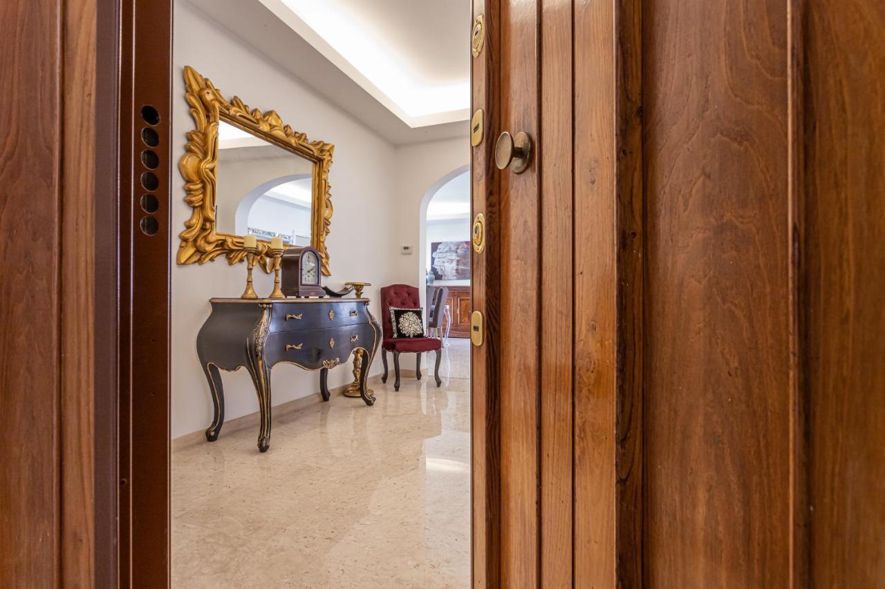 Ginevra Luxury New Classic Apartment Close Vatican Rome Bagian luar foto